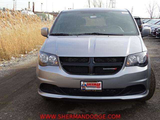 2017 Dodge Grand Caravan SE Plus 4dr Mini-Van